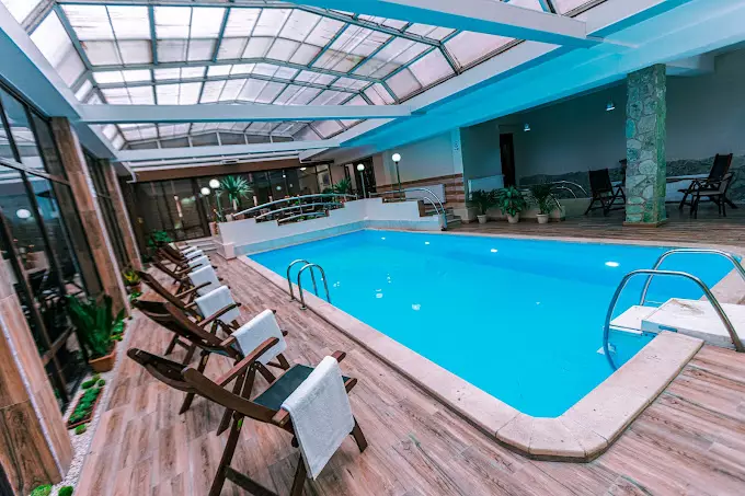 Pino Vere Palace Hotel